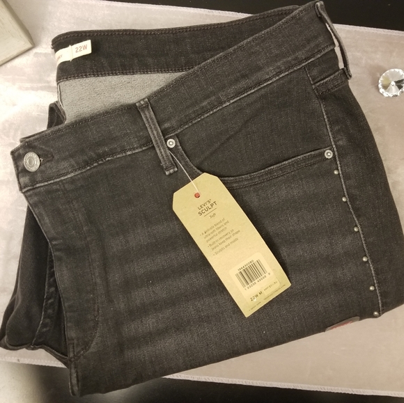 levis 311 plus